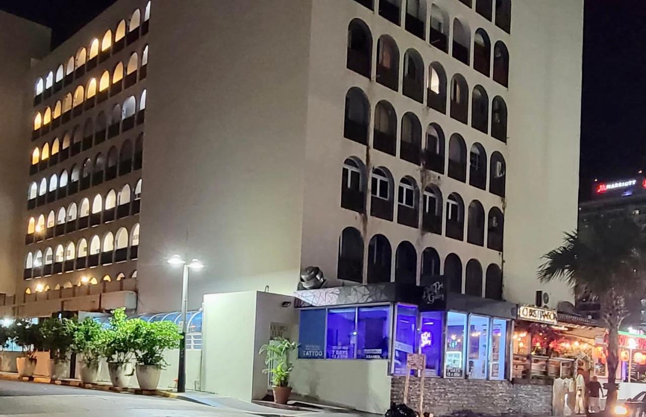 Condado Beachfront Tantra Apartment San Juan Esterno foto